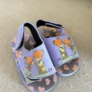 Vintage precious moments sandals 5C